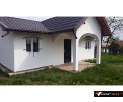 Anunturi Imobiliare Casa langa Valenii de Munte