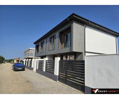 Anunturi Imobiliare vila de vanzare in Lazu