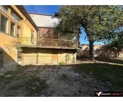 Anunturi Imobiliare De vanzare casa nemteasca individuala, demisol+parter, Zona Balcescu