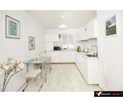 Anunturi Imobiliare Apartament decomandat cu 3 camere de vanzare in Sinaia