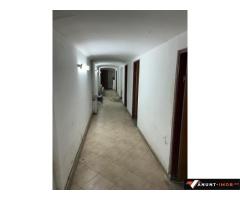 Anunturi Imobiliare De vanzare garsoniera in cladire istorica, parter, zona P-ta Maria