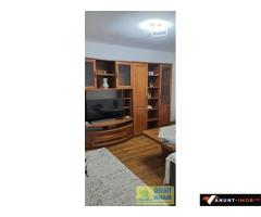 Anunturi Imobiliare Casa de Cultura, decomandat, 2 camere, etaj 1, mobilat, gaze
