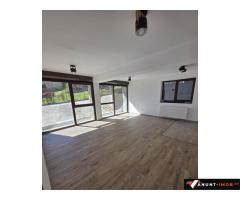 Anunturi Imobiliare Garsoniera de vanzare in Sinaia, zona Platoul Izvor