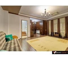 Anunturi Imobiliare Ap. 5 camere – 200 mp, Vilă elegantă, Centru – Victoriei / Herastrau