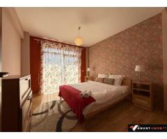 Anunturi Imobiliare Apartament cu 3 camere de vanzare in Sinaia