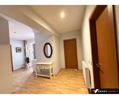 Anunturi Imobiliare Apartament cu 3 camere de vanzare in Sinaia
