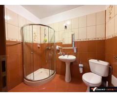 Anunturi Imobiliare Apartament cu 3 camere de vanzare in Sinaia