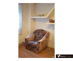 Anunturi Imobiliare Sinaia-Garsoniera de vanzare ,parter