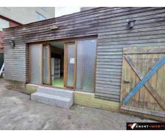 Anunturi Imobiliare Ultracentral, ofer spre inchiriere 4 camere la curte, ideal firma