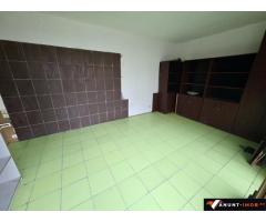 Anunturi Imobiliare Ultracentral, ofer spre inchiriere 4 camere la curte, ideal firma
