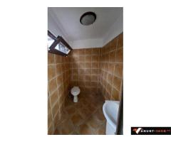 Anunturi Imobiliare Ultracentral, ofer spre inchiriere 4 camere la curte, ideal firma