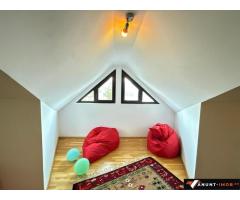Anunturi Imobiliare Apartament tip-Penthouse de vanzare in Sinaia, bloc nou, zona Furnica