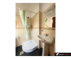 Anunturi Imobiliare Apartament cu 4 camere de vanzare in Sinaia