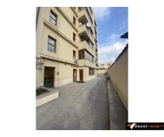 Anunturi Imobiliare Inchiriez apartament 3 camere nemobilat zona Baneasa cu loc parcare su