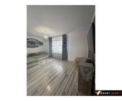 Anunturi Imobiliare Apartament 3 camere  vand sau schimb