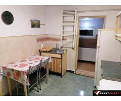 Anunturi Imobiliare Casa din 3 camere cu curte Giulesti sector 1