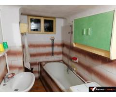 Anunturi Imobiliare Casa din 3 camere cu curte Giulesti sector 1