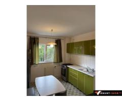 Anunturi Imobiliare Inchiriez apartament 3 camere, semidecomandat, 70mp, Turda, 699euro