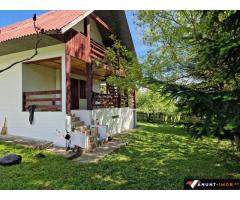 Anunturi Imobiliare Teren și casă de vacanță Solca, jud. Suceava