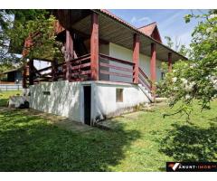 Anunturi Imobiliare Teren și casă de vacanță Solca, jud. Suceava