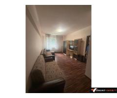 Anunturi Imobiliare Inchiriez garsoniera 32mp, zona Stefan cel Mare, 400euro