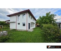 Anunturi Imobiliare Vila 6 camere,125mp utili,teren 700mp,zona Breaza,Prahova, 325.000euro
