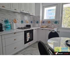 Anunturi Imobiliare Centru, de inchiriat 3 camere, mobilat modern, gaze