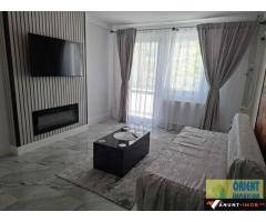 Anunturi Imobiliare Centru, de inchiriat 3 camere, mobilat modern, gaze