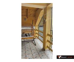 Anunturi Imobiliare Busteni-Inchiriere vila cu patru camere ,terasa,foisor,semineu