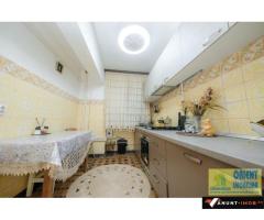 Km 4-5, de vanzare apartament 3 camere, gaze, mobilat