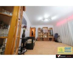 Anunturi Imobiliare Km 4-5, de vanzare apartament 3 camere, gaze, mobilat